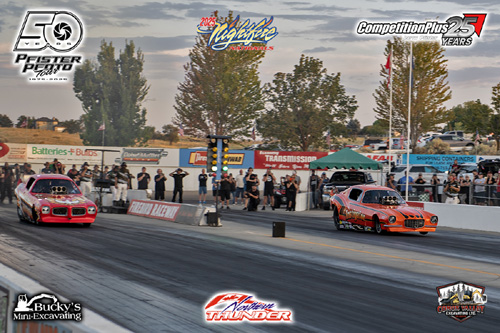 Bill Windham - 'Shakedown' (near lane) vs Michael Peck - 
'Instigator' (far lane)